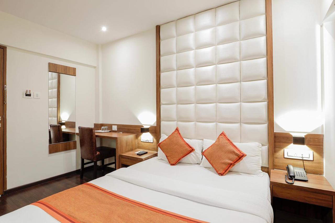Hotel Ratna Mahal Bombay Eksteriør billede